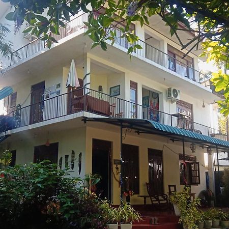 Little Swan Guest House เบนโตตา ภายนอก รูปภาพ