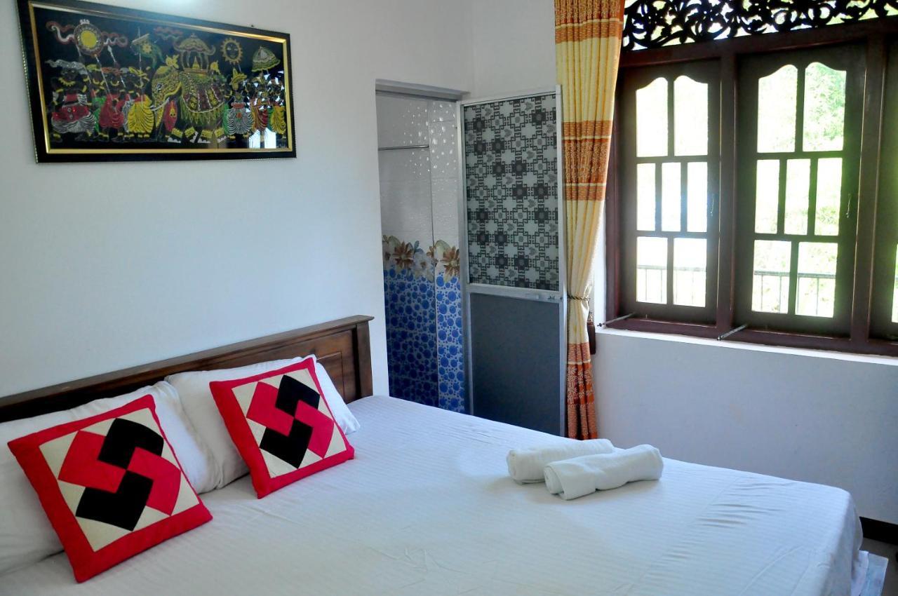 Little Swan Guest House เบนโตตา ภายนอก รูปภาพ
